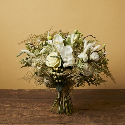 Christmas flowers in Clapham, SW4, Sw12, Balham and London by Clapham Flowers